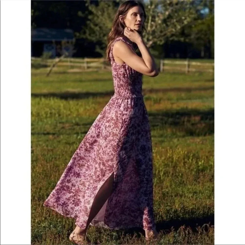 Banana Republic Smocked Maxi Dress in Pink  Floral Size 4